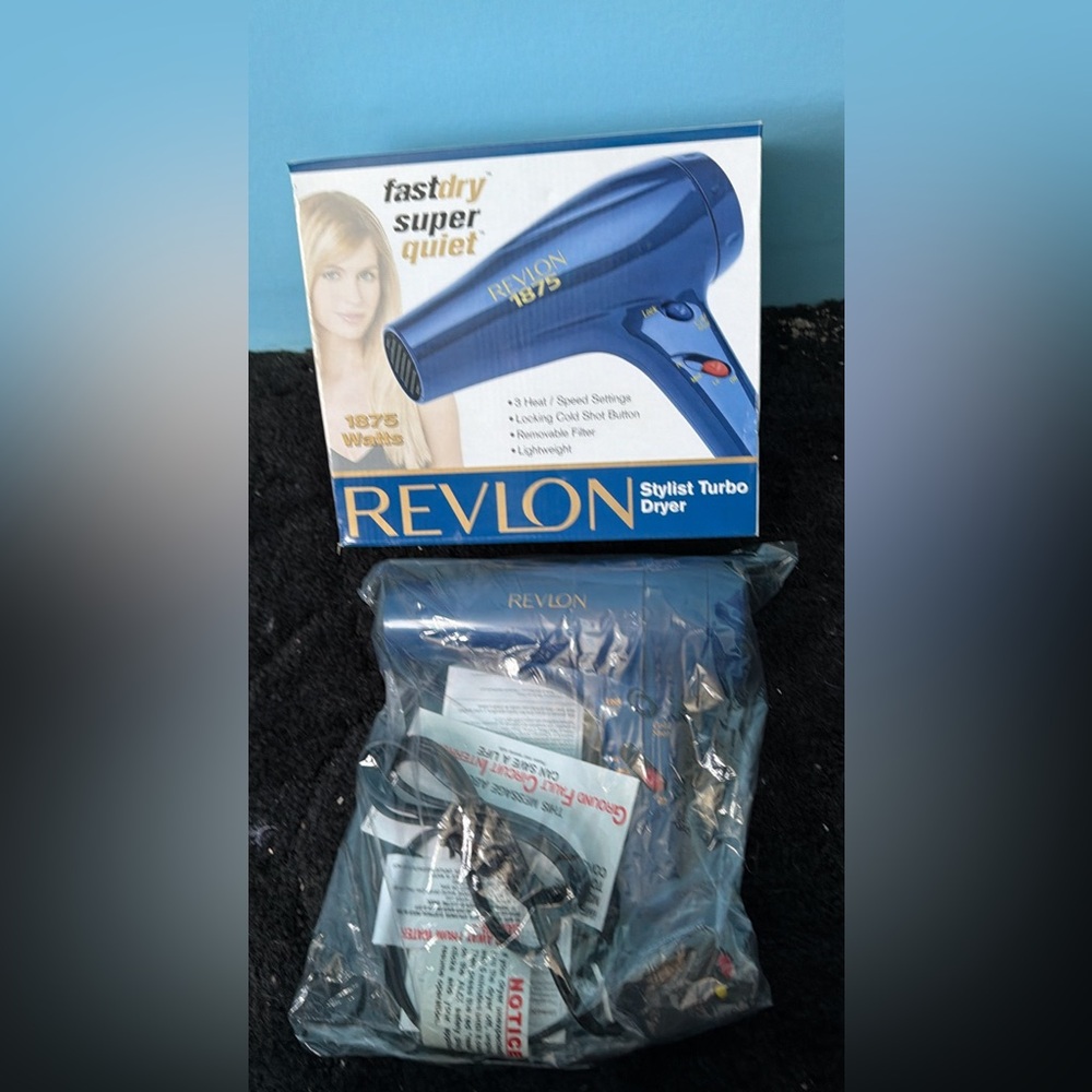 Revlon 1875 Stylist Turbo Hair Dryer in Deep Blue